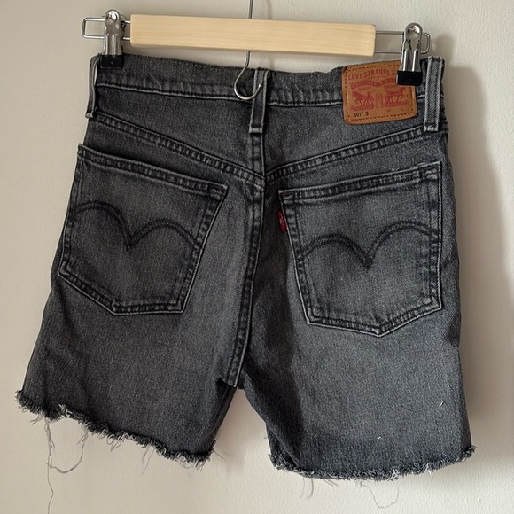 Signature by Levi Strauss Pants - Levi’s Black High Rise Mid Thigh Shorts